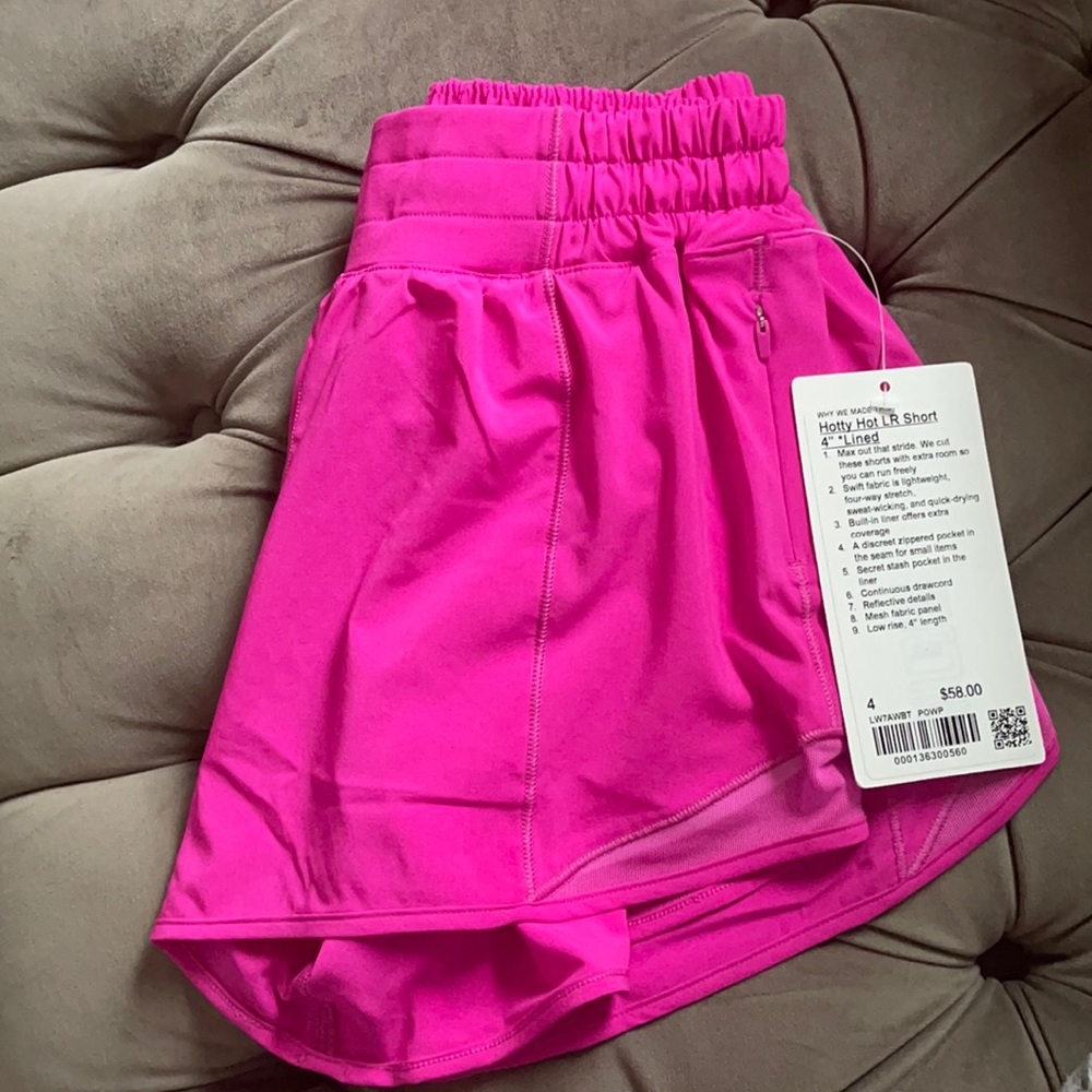 Lululemon Pow Pink Hotty Hot LR 4" Lined Shorts